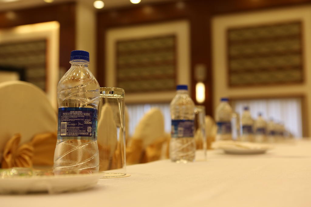 Hotel Airlink Castle Nedumbassery Bagian luar foto